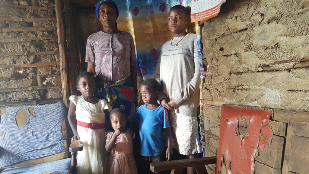 Construction of 200 homes for women victims of rap