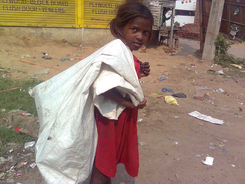 Help educating RailwayPlatform Children,Bihar(Ind)