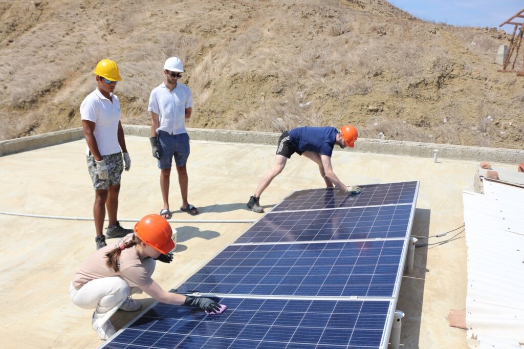 Expanding Energy Access & Knowledge in Peru