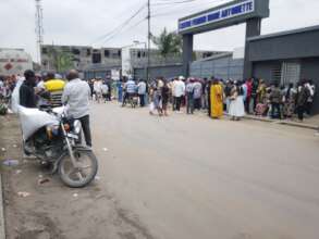 People at the venue waiting for the Meeting
