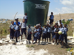 Clean water for the children of Camp Corail