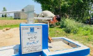 Build 100 Hand Pumps in Pakistan