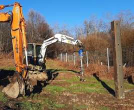 Burial and alignment of fence posts