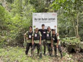 Chanee, Kalaweit founder with some forest guards
