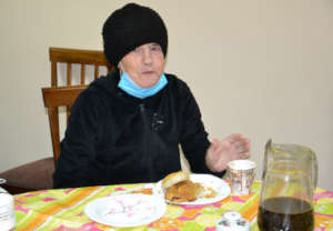 Claudia Eats Before X-ray