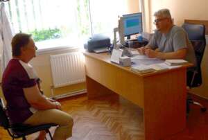 Dora Reviews Case with Dr. Ilie in Ialoveni