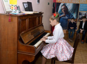 Alina on Piano