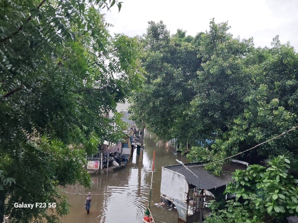 Urgent Relief -Floods Affected , Vijayawada, INDIA