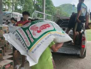 Preparing food for distribution