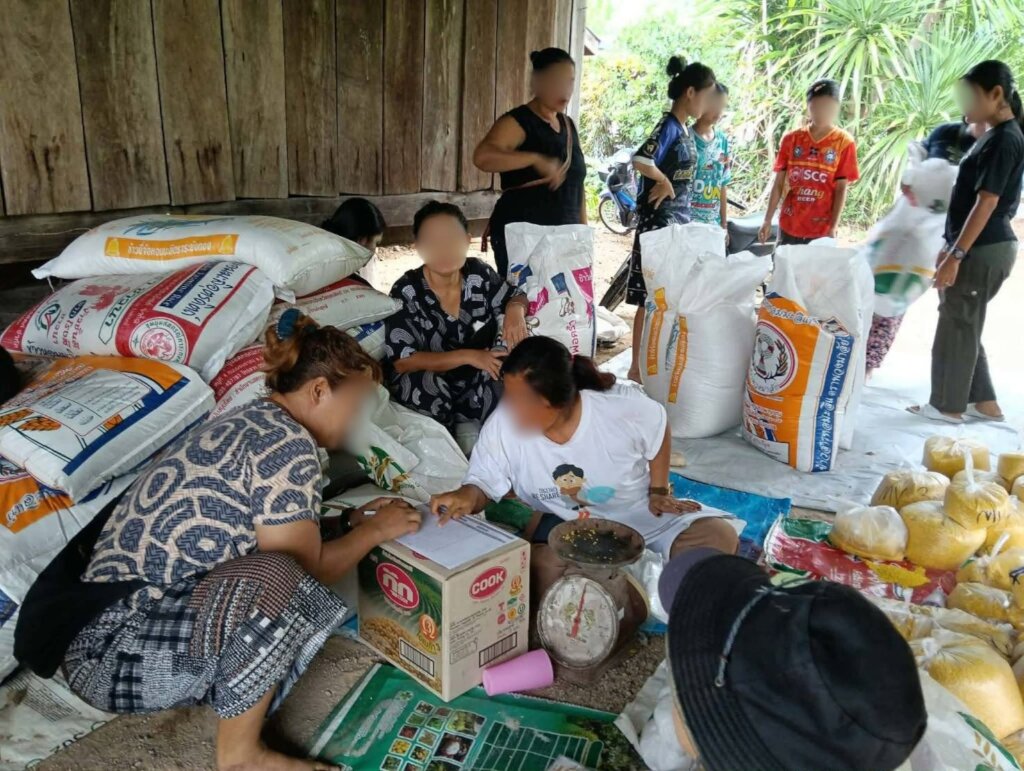 Preparing food for distribution