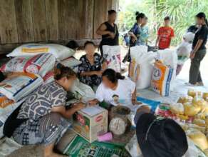 Preparing food for distribution