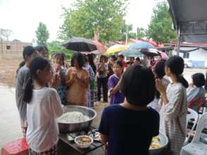 Students during meal time at Kwe Ka Buang