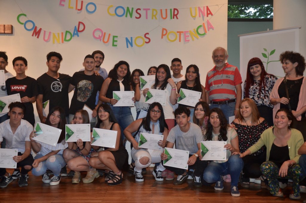 Support education in Argentina