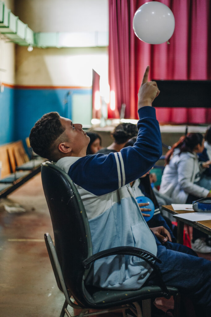 Support education in Argentina