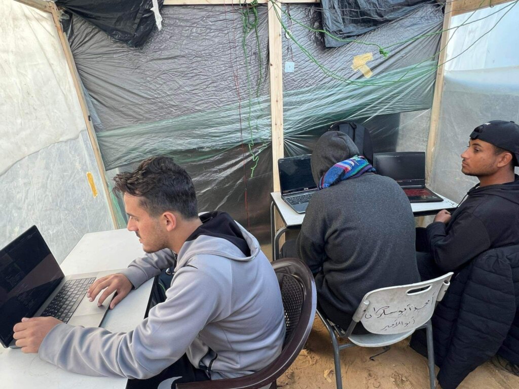 HopeHubs for Palestinian Remote Workers