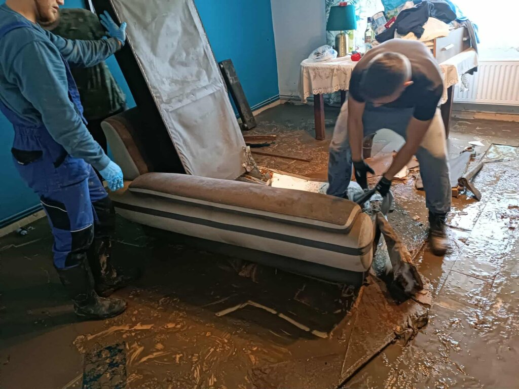 PAY IT FORWARD - Aniela's story