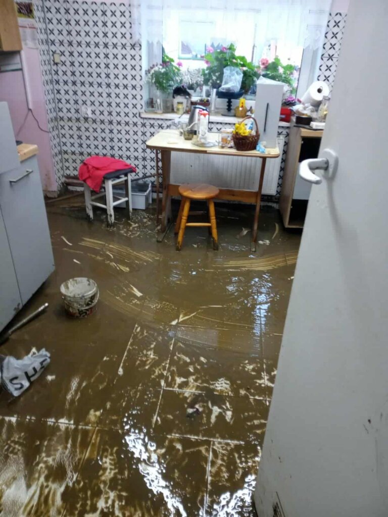 PAY IT FORWARD - Aniela's story