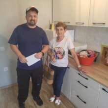 PAY IT FORWARD - Homes full of hope