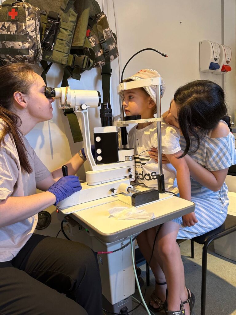 Save the eyesight of Ukrainians near the frontline
