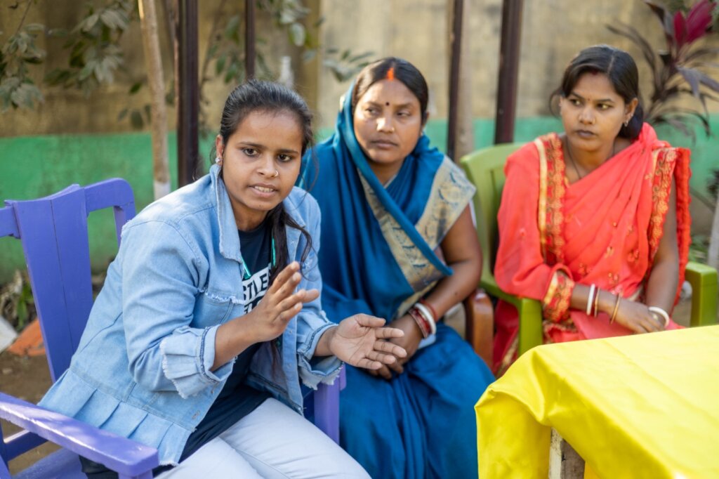 Support 2000 rural girls stay in school.