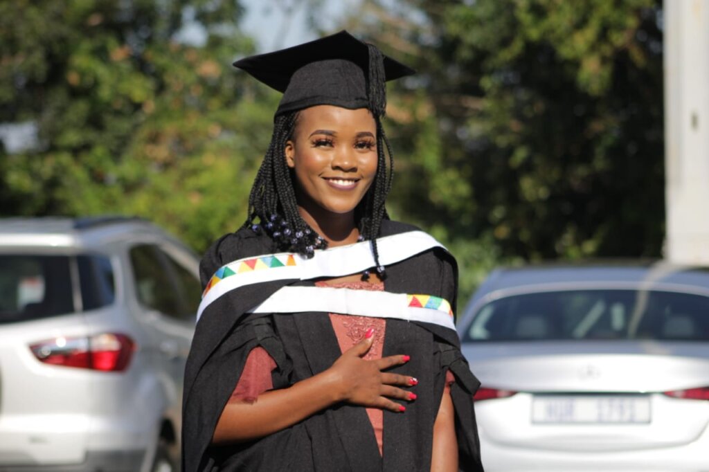 Give Disadvantaged South Africans Hope & A Future