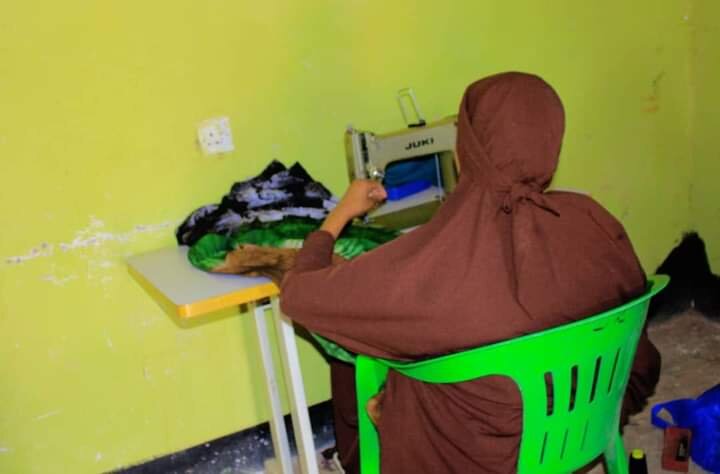 Active Support 100 Poor Women in Buhoodle District