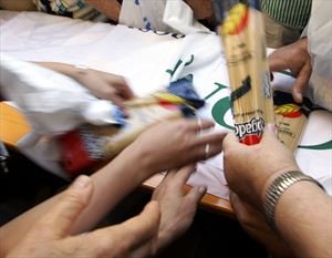 Emergency Relief Packages to4.750 Families in need