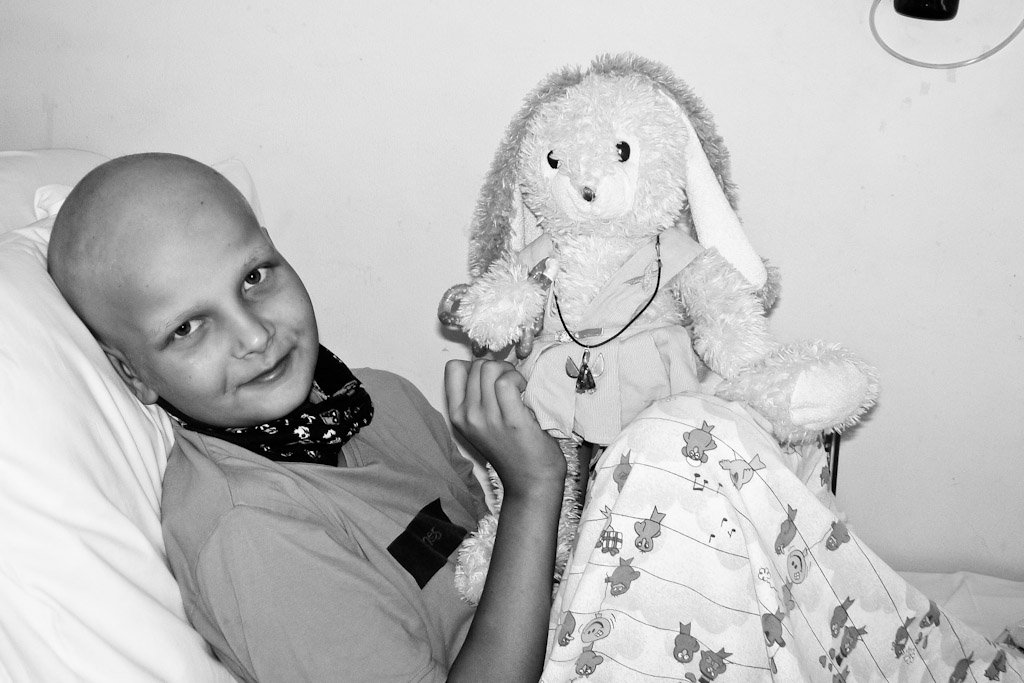 Let's Help More Than 100 Children with Cancer