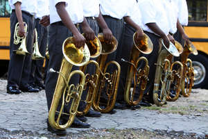 Instruments A Comin' - Battle of the Bands