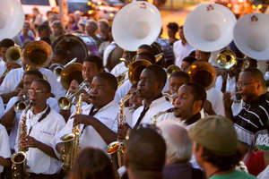Instruments A Comin' Fundraiser