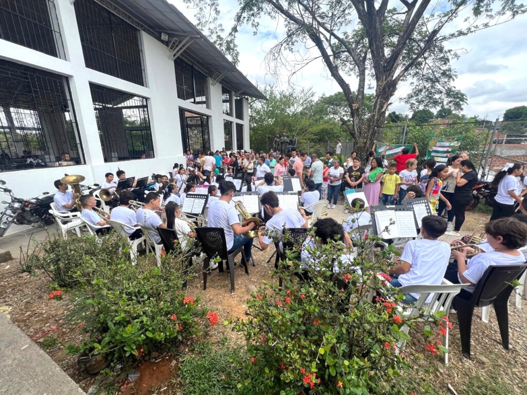 STRENGTHENING VULNERABLE CHILDREN IN PANORAMA-COL