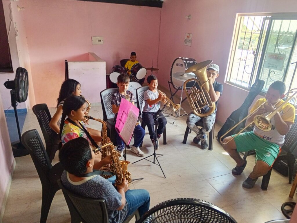 STRENGTHENING VULNERABLE CHILDREN IN PANORAMA-COL