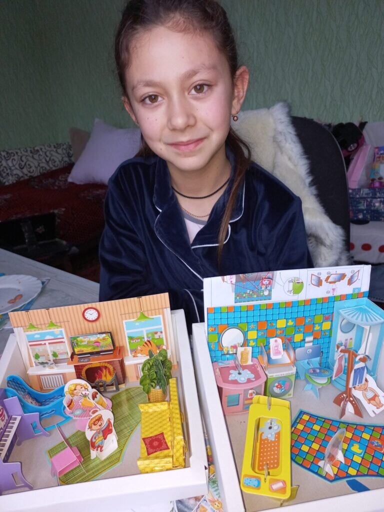 Presents for Ukrainian children SANTA Mail