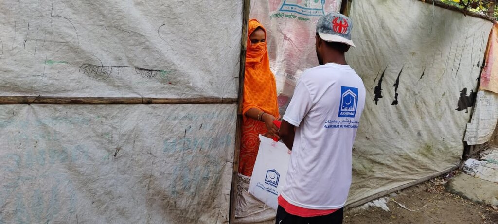 Support Free Medical Camps in Rohingya
