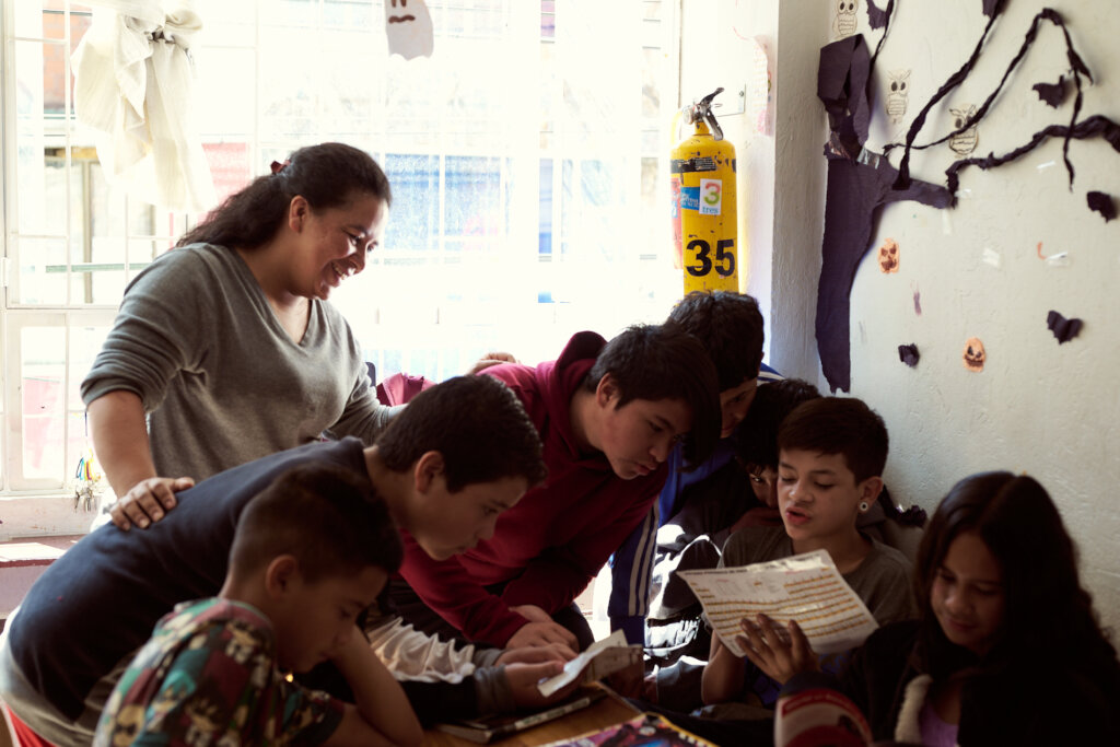 Help 14 Colombians Achieve Their University Dreams