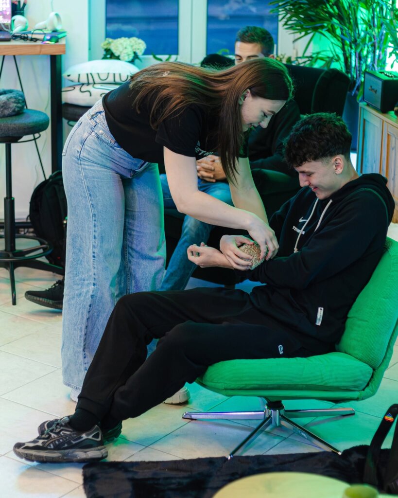 Hedgehog therapy is always the winner with youth