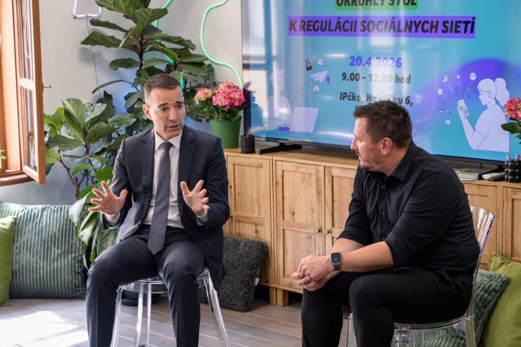 The minister of education in IPcko