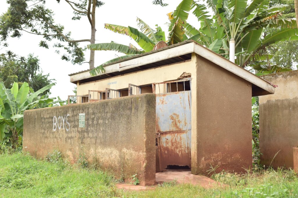 Restore Dignity for 1,000 Girls in Ugandan schools