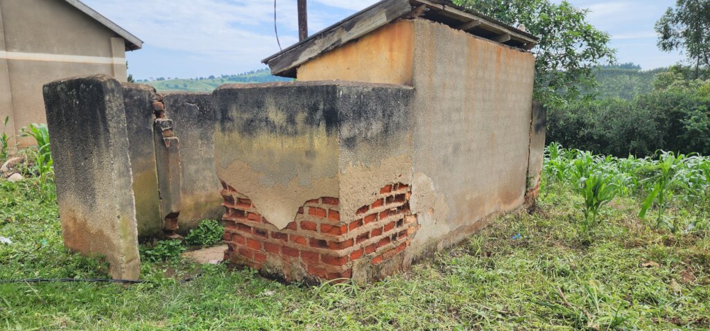 Restore Dignity for 1,000 Girls in Ugandan schools