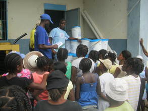 Distribution in Bas Limbe