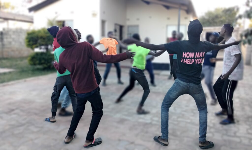 Participants empowered and connected in ice break
