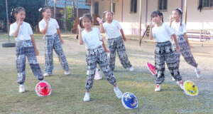 Welcome Dance by children