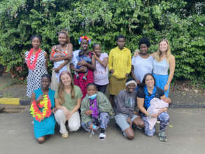 Team Maisha: Volunteers and mothers