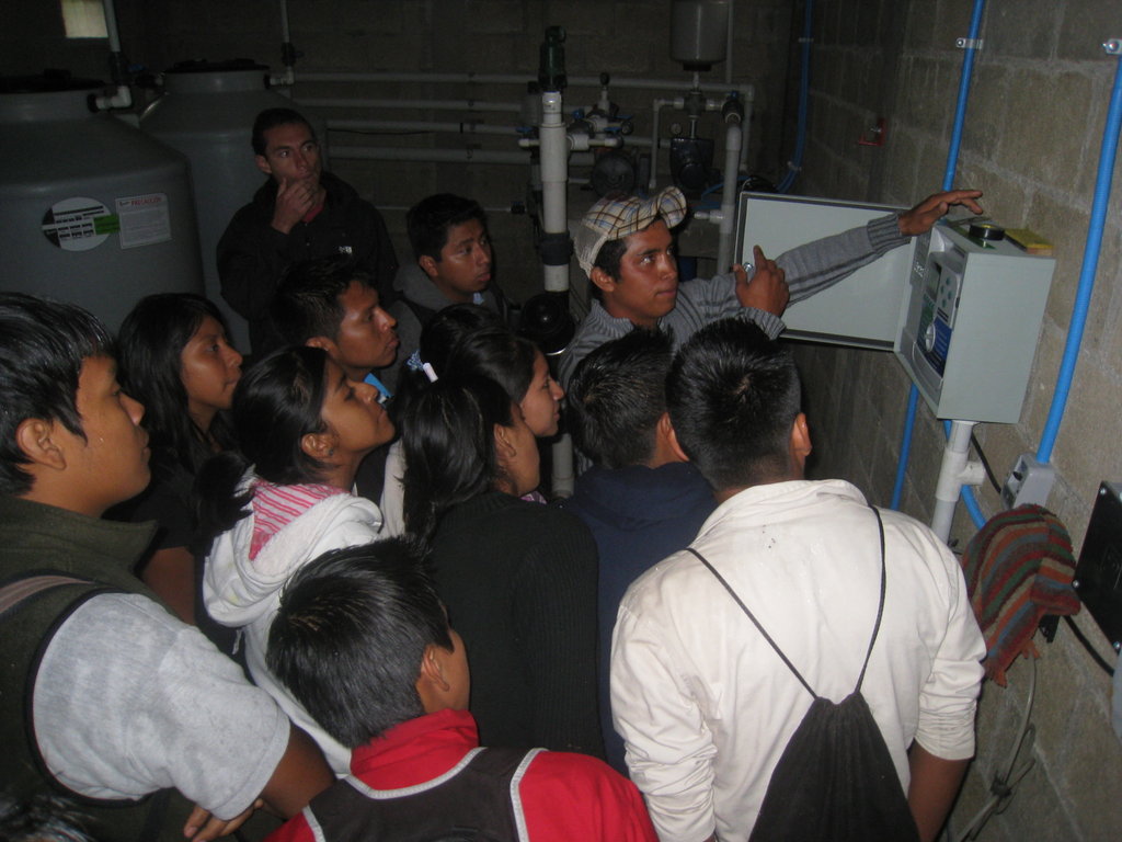 Help 10 Guatemalan Teenagers Attend High School