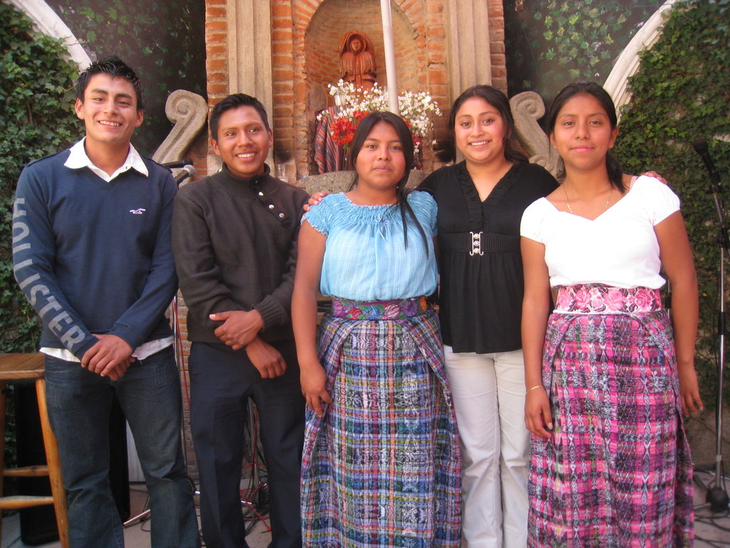 Help 10 Guatemalan Teenagers Attend High School