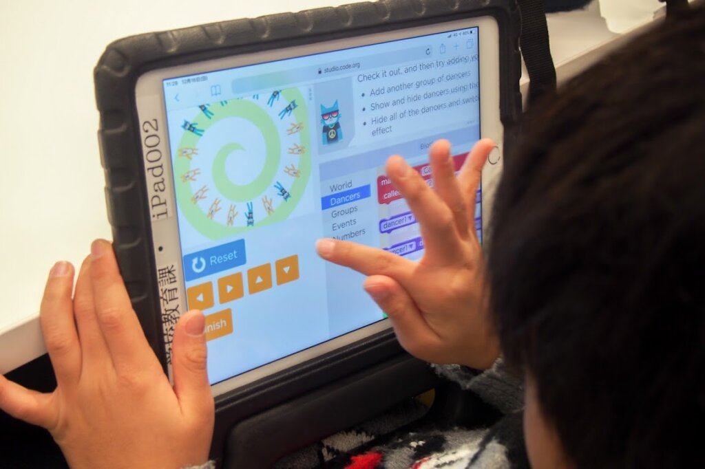 Free Coding Community for 500 Children - GlobalGiving