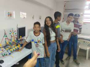 Samuel, 8 anos Clase de Robotica