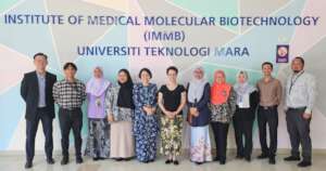 Dr. Tobi Nagel with faculty & students in Malaysia