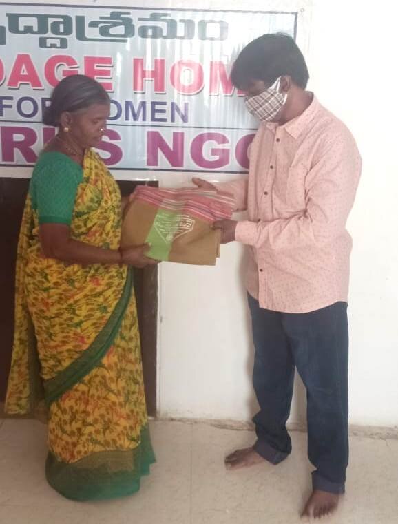 Donate for Cloths and Cosmetics to Oldage Women