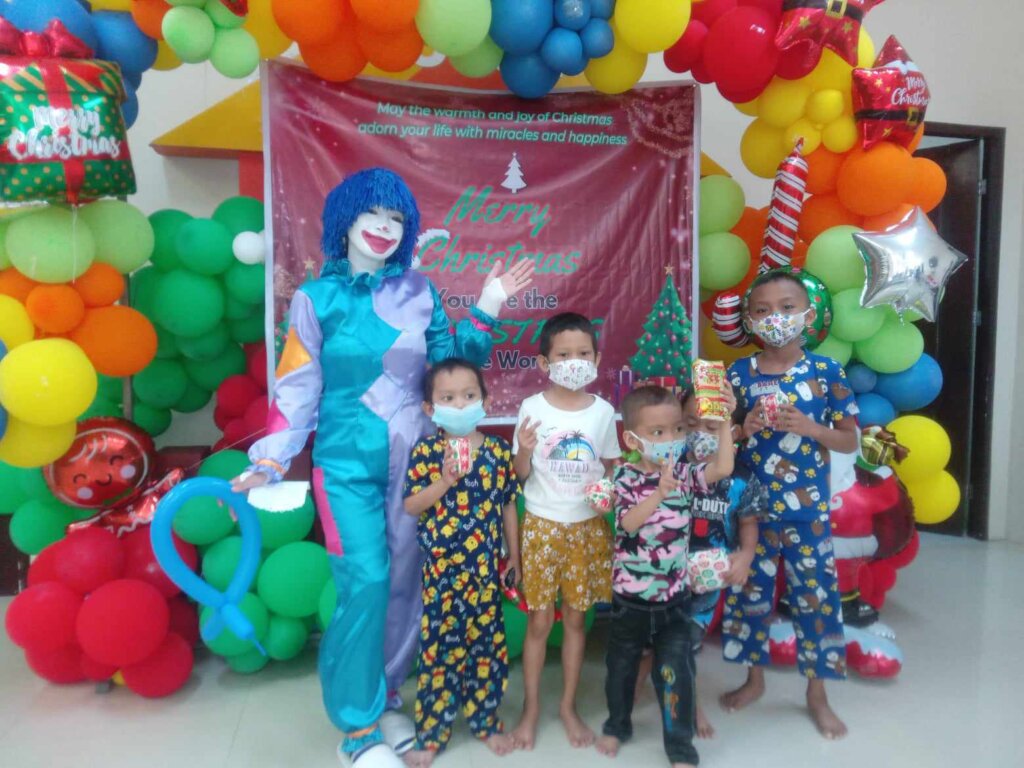 Christmas Party Joy for 100 Children with Cancer